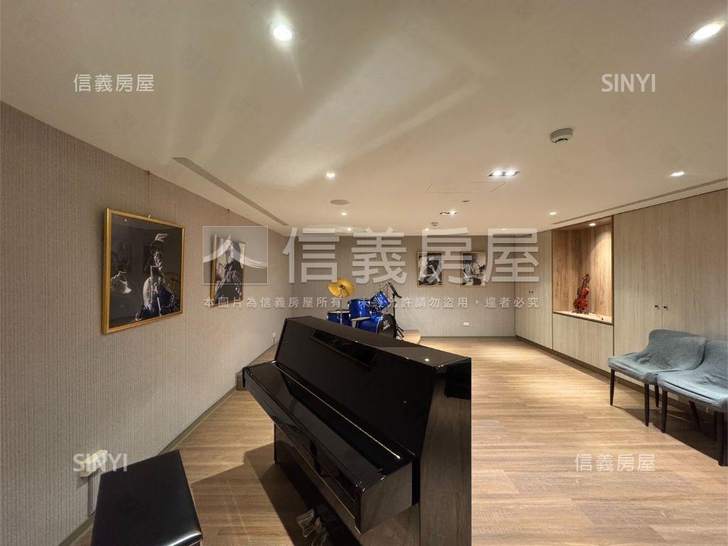 甲山林美裝潢天墅房屋室內格局與周邊環境