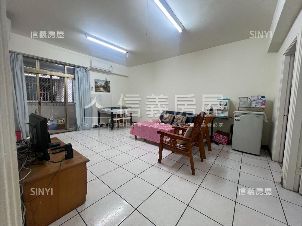 臨中山市場｜３房公寓房屋室內格局與周邊環境