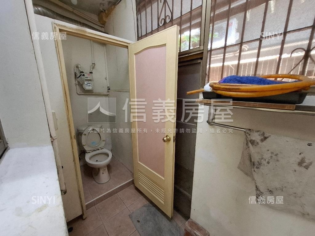 星雲商圈綠蔭邊間三房房屋室內格局與周邊環境