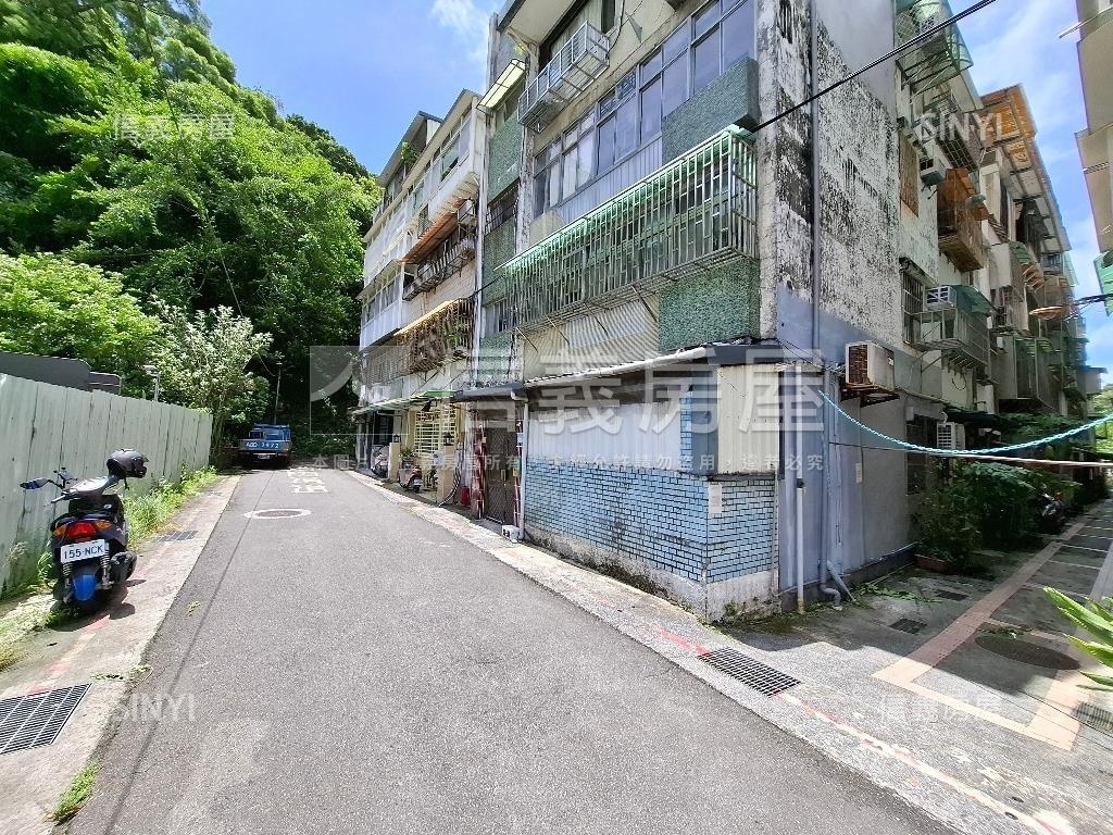 星雲商圈綠蔭邊間三房房屋室內格局與周邊環境