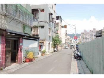 星雲商圈綠蔭邊間三房壹樓