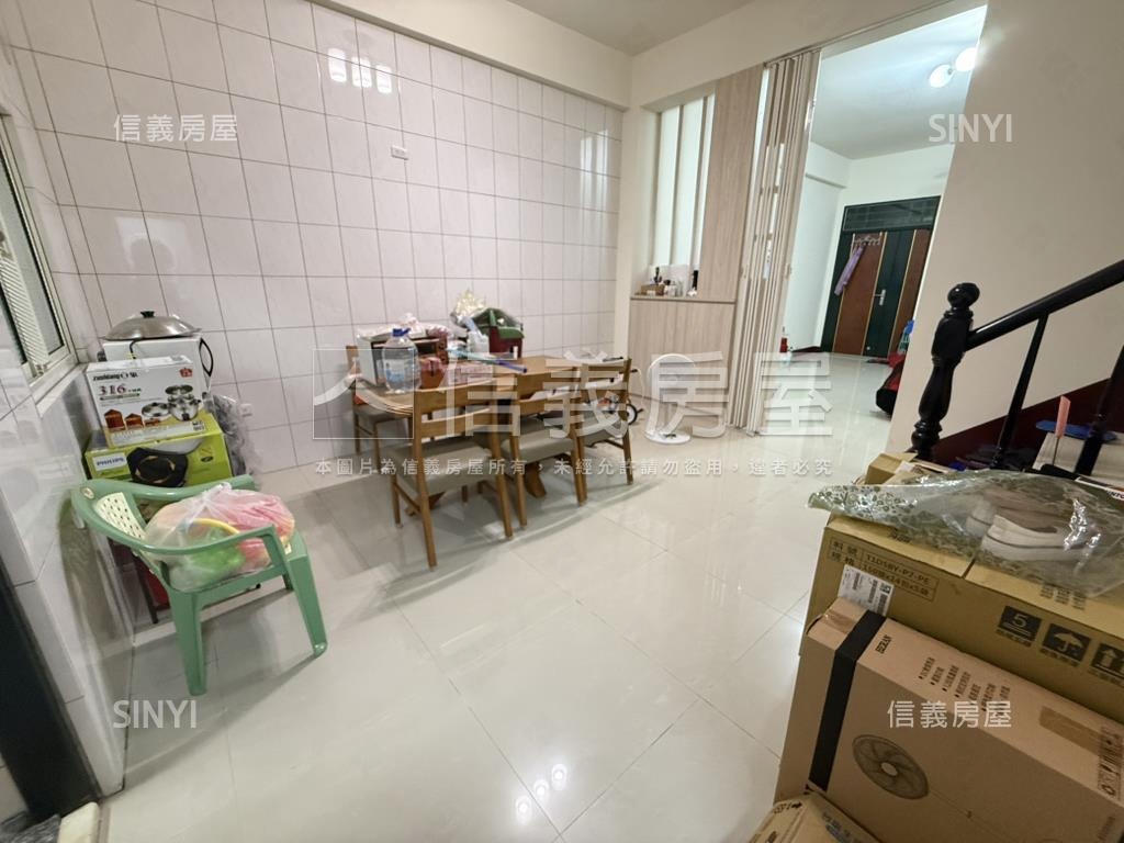 近７４三宅一生稀有美墅房屋室內格局與周邊環境