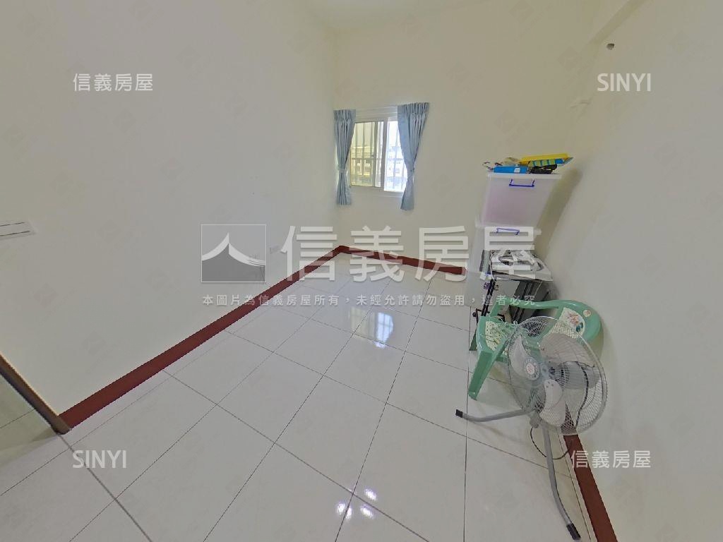 近７４三宅一生稀有美墅房屋室內格局與周邊環境