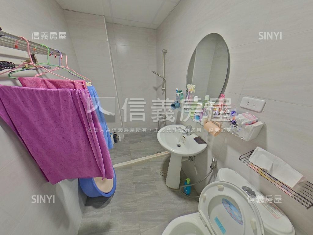 近７４三宅一生稀有美墅房屋室內格局與周邊環境