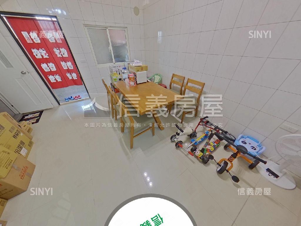 近７４三宅一生稀有美墅房屋室內格局與周邊環境