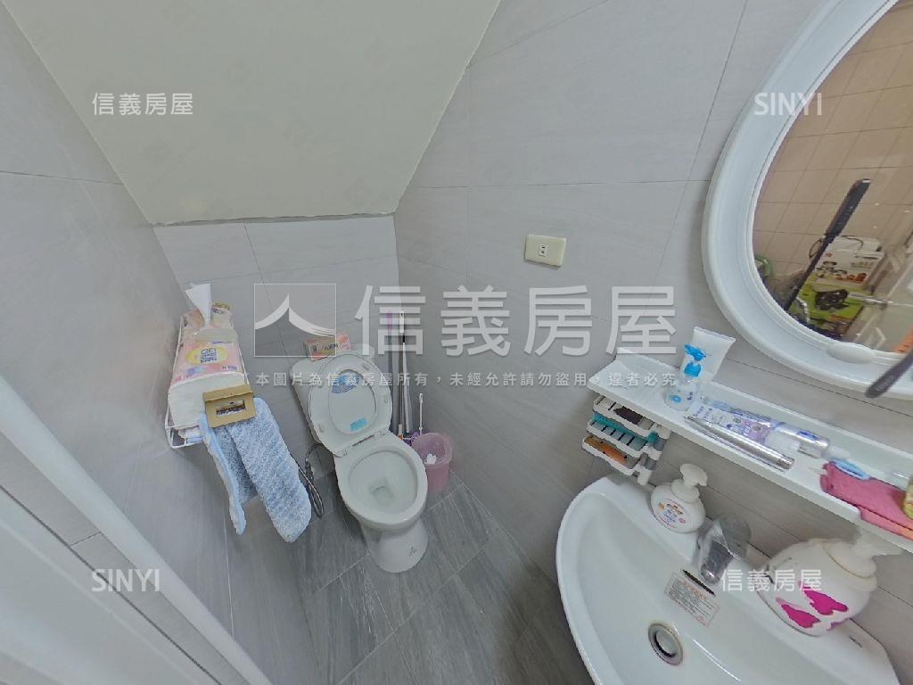 近７４三宅一生稀有美墅房屋室內格局與周邊環境