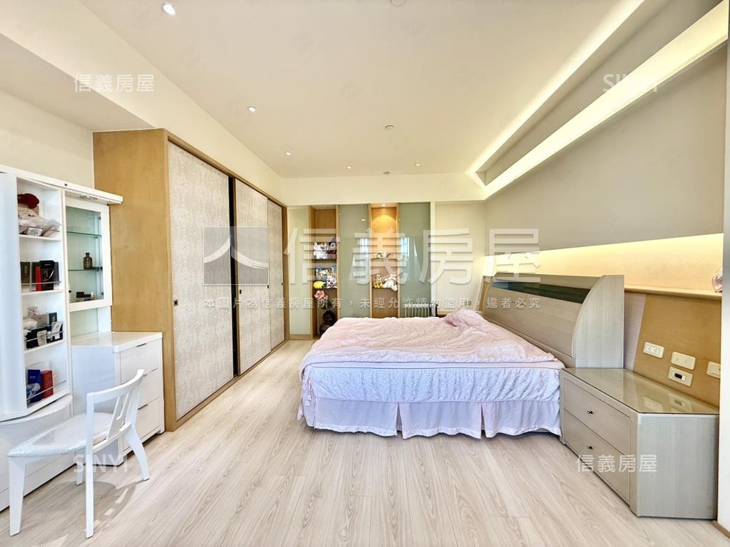 世界觀‧高樓山河景屋房屋室內格局與周邊環境