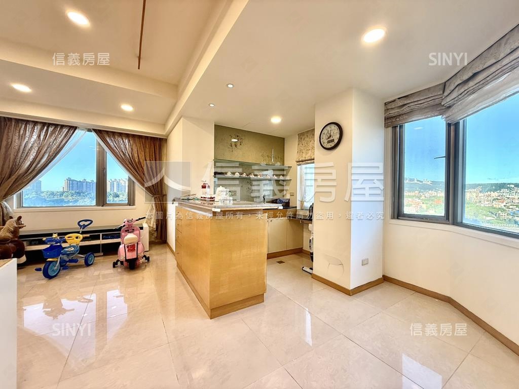 世界觀‧高樓山河景屋房屋室內格局與周邊環境