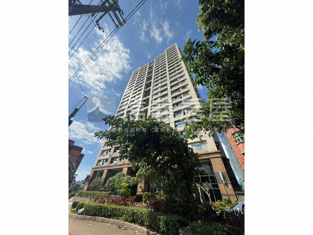 世界觀‧高樓山河景屋房屋室內格局與周邊環境