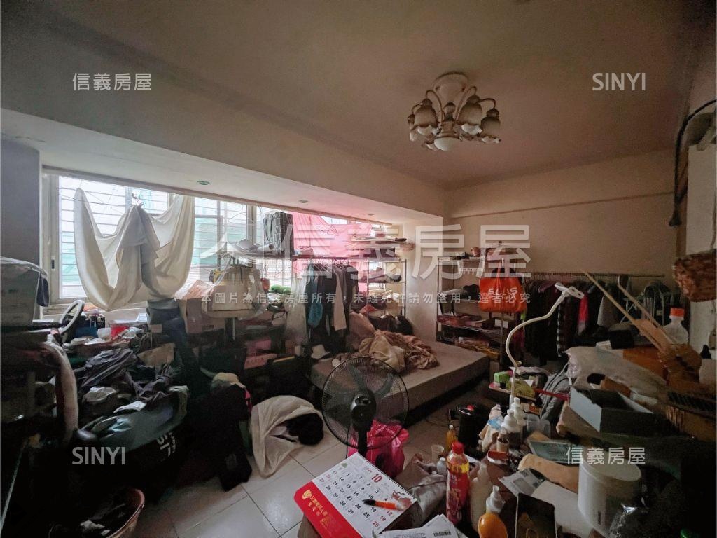 九芎街專任２房車位房屋室內格局與周邊環境