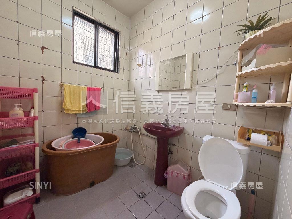 金門街近公園的邊間公寓房屋室內格局與周邊環境