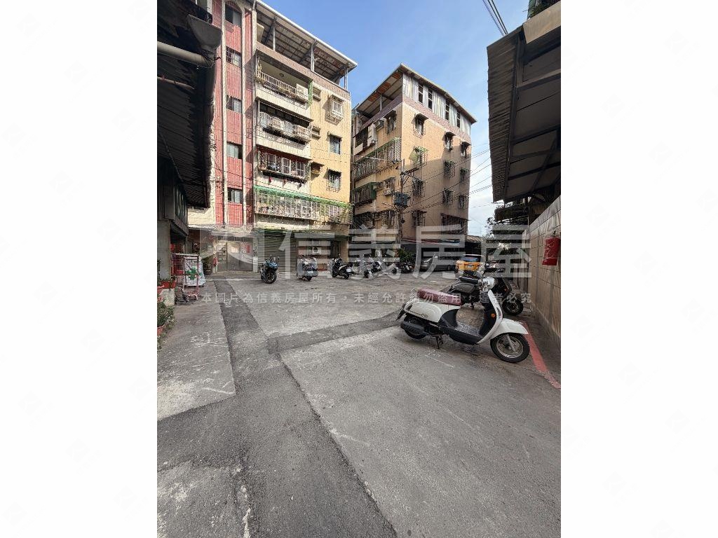 金門街近公園的邊間公寓房屋室內格局與周邊環境