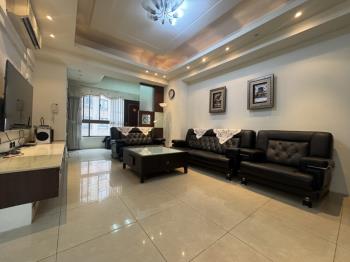 依莎城堡四房平面車位