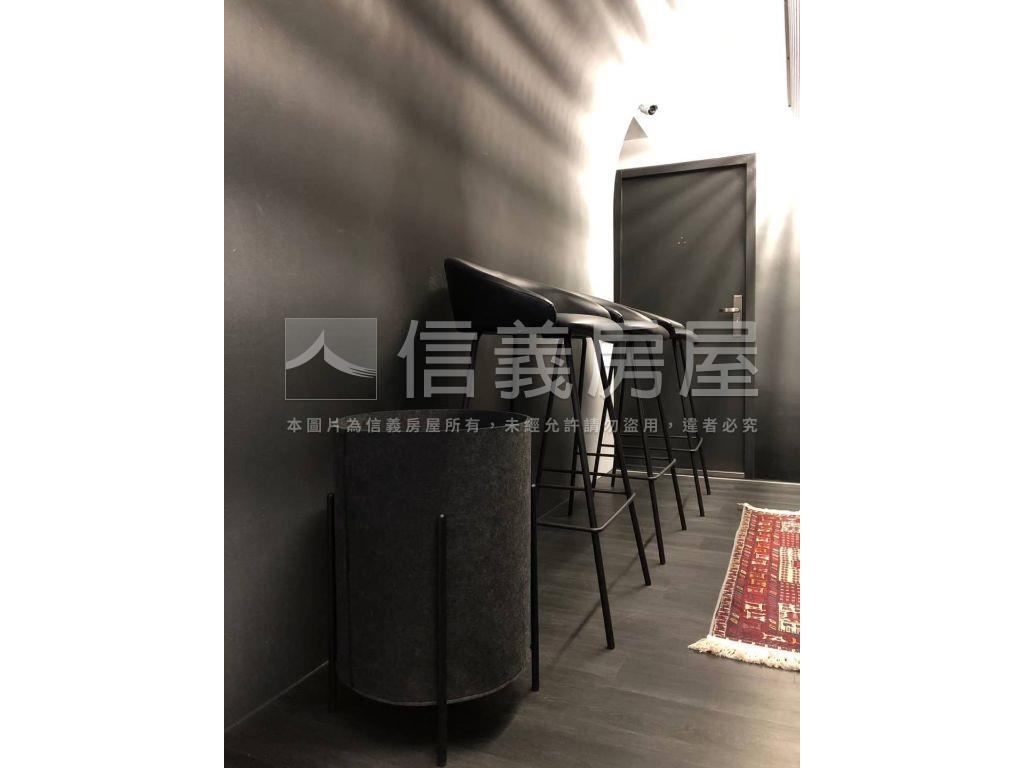 興大黃金收租五套房房屋室內格局與周邊環境