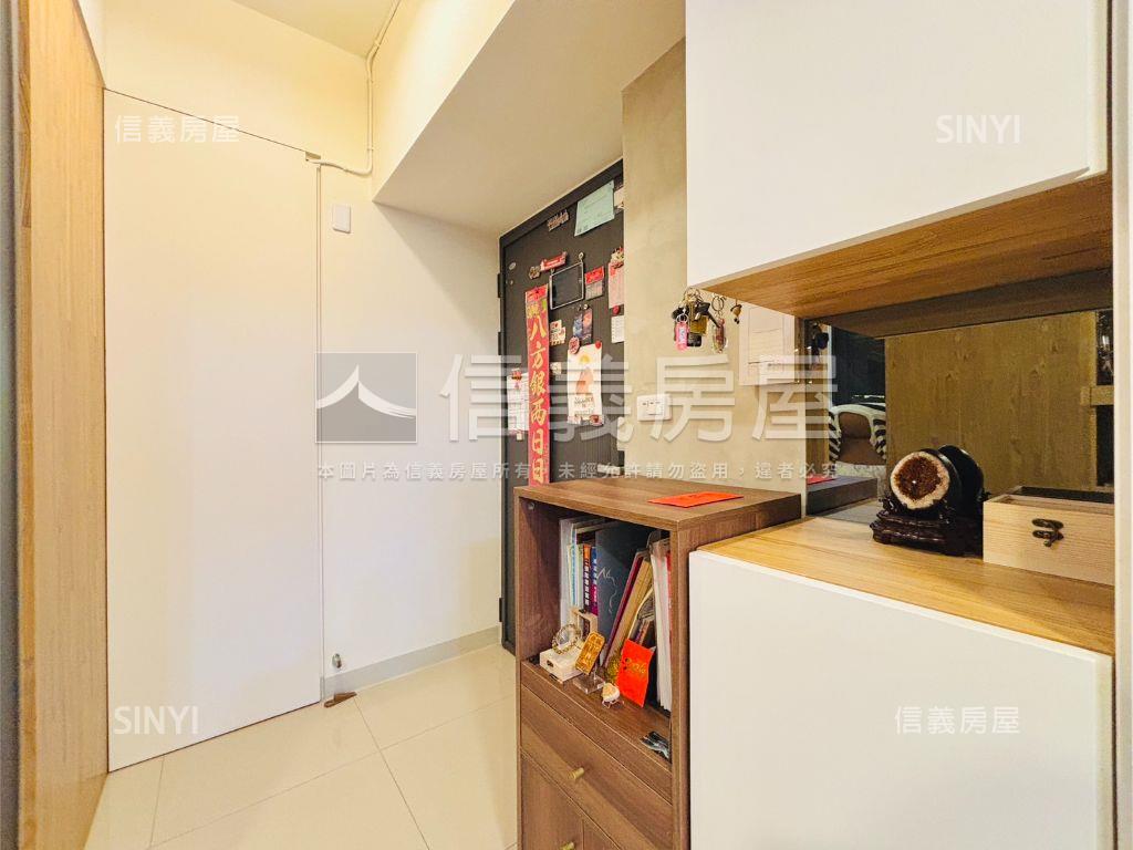 中樓層景觀美宅三房配車位房屋室內格局與周邊環境