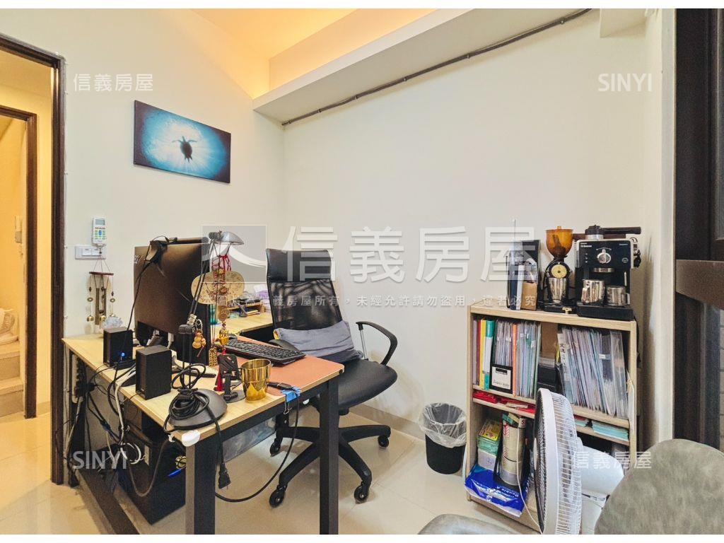 中樓層景觀美宅三房配車位房屋室內格局與周邊環境