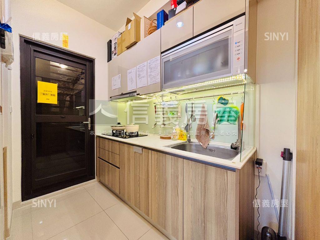 中樓層景觀美宅三房配車位房屋室內格局與周邊環境