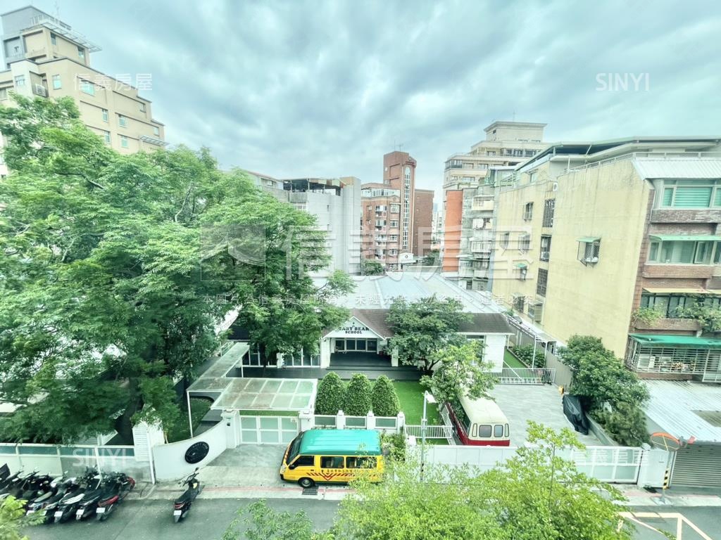 天母御賞雙車位稀有釋出房屋室內格局與周邊環境