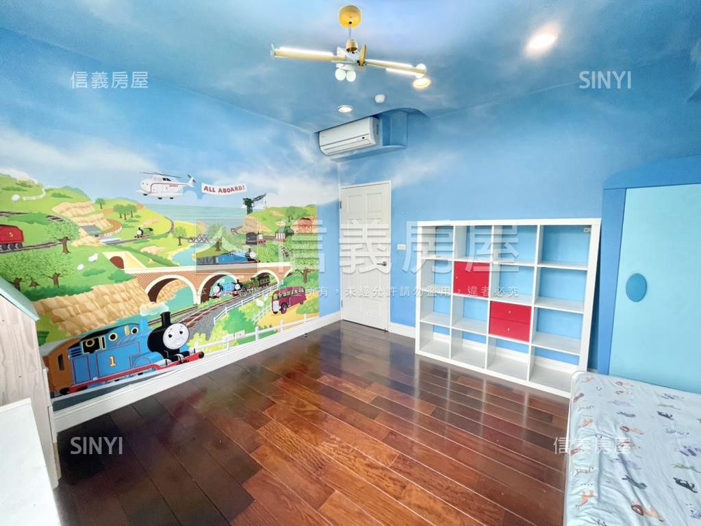 天母御賞雙車位稀有釋出房屋室內格局與周邊環境