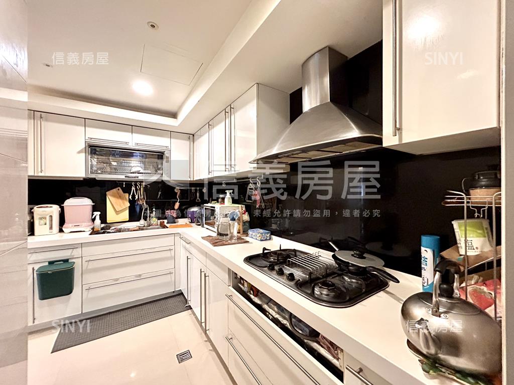 五期電梯高樓房屋室內格局與周邊環境