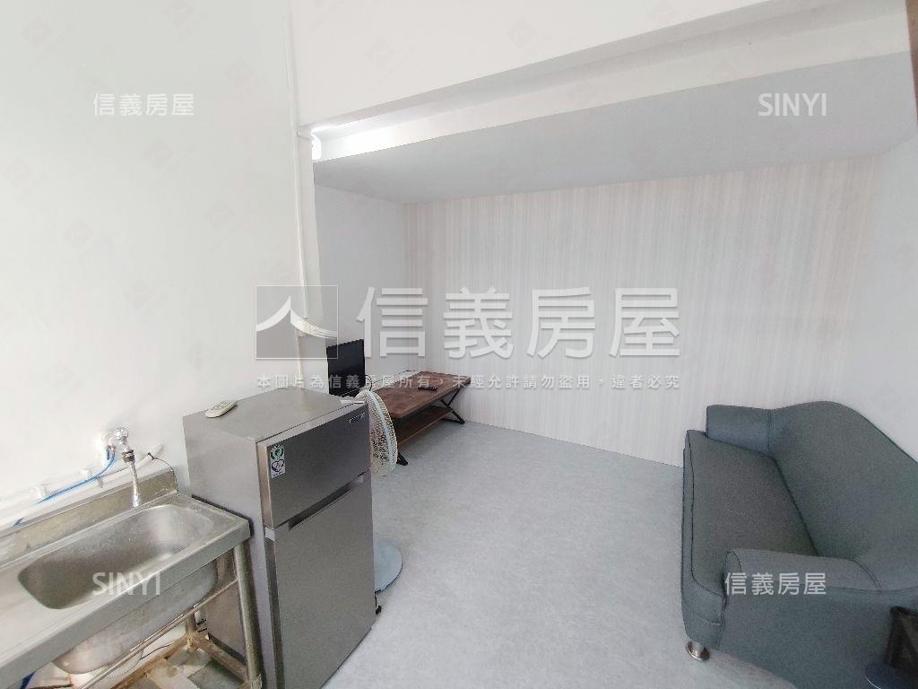 亞灣雙軌雙面採光低總透天房屋室內格局與周邊環境