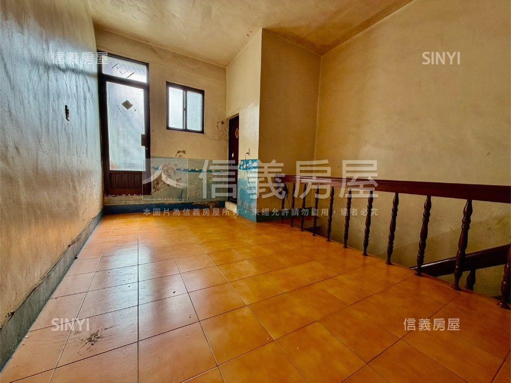 英明國中旁大地坪透天房屋室內格局與周邊環境