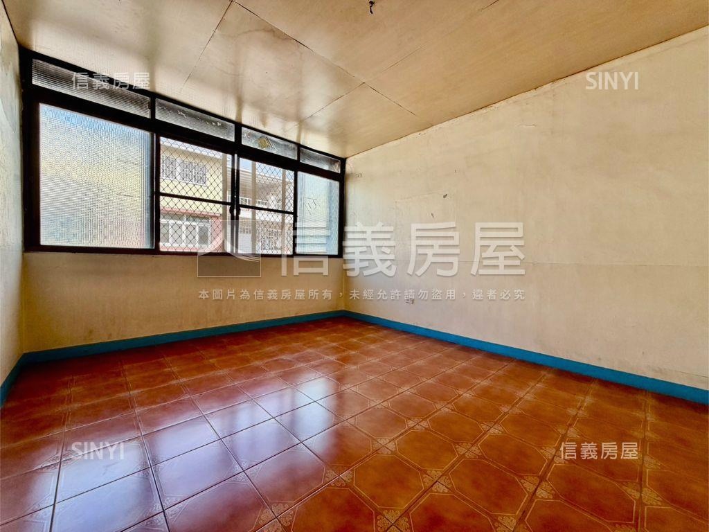 英明國中旁大地坪透天房屋室內格局與周邊環境