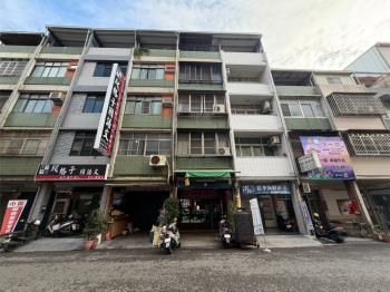 英明國中旁大地坪透天