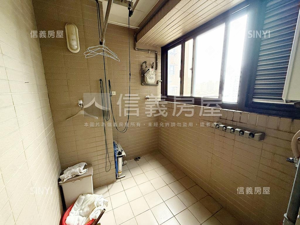 中和站玖原麗泉明亮兩房房屋室內格局與周邊環境