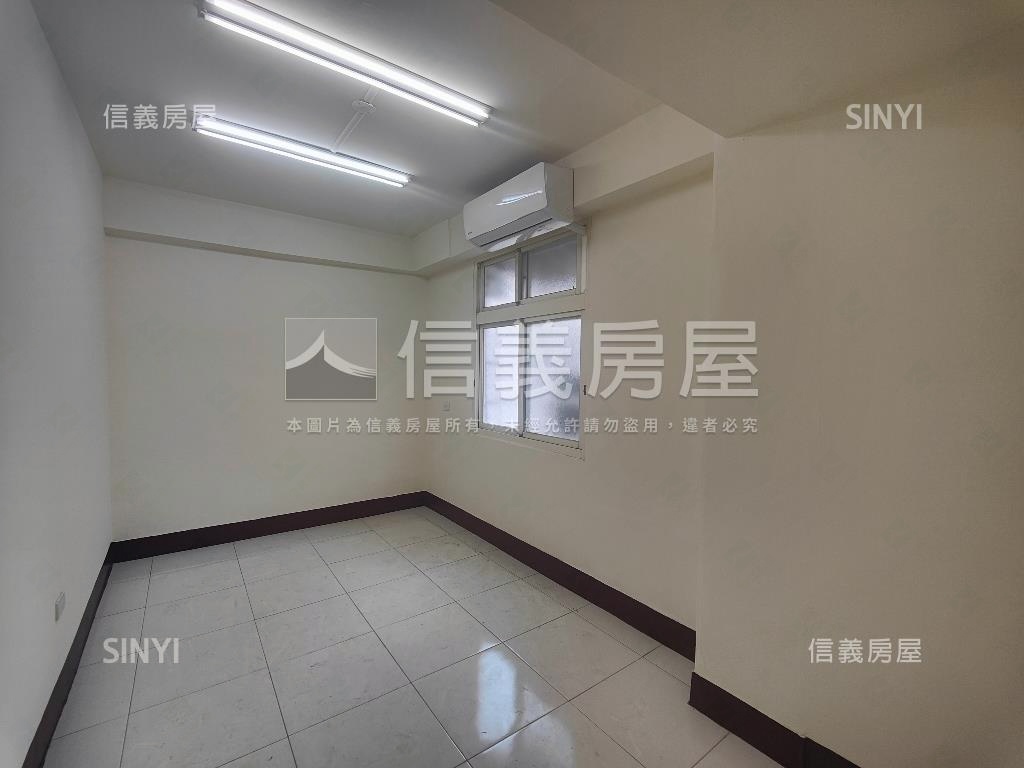 東區新時代典雅三房房屋室內格局與周邊環境