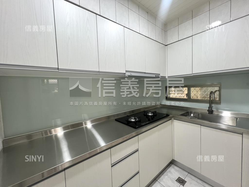 都會假期高樓景觀雙車宅房屋室內格局與周邊環境