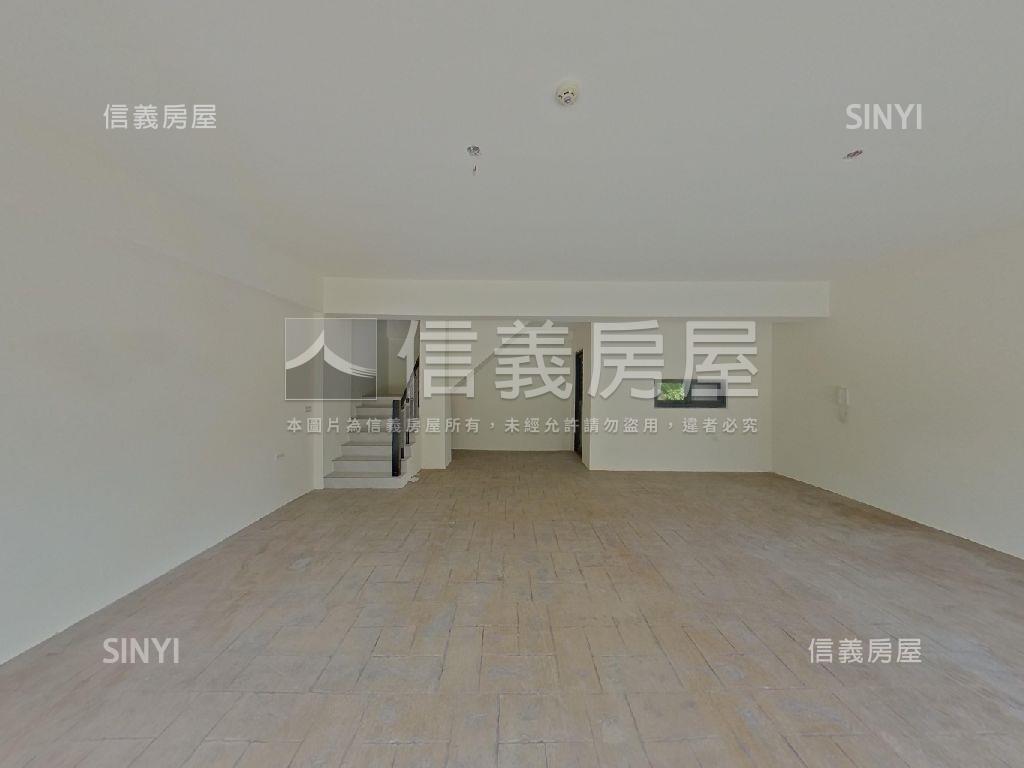 和美全新未住約七米面寬房屋室內格局與周邊環境