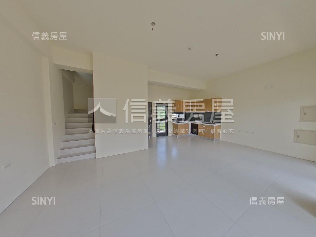 和美全新未住約七米面寬房屋室內格局與周邊環境