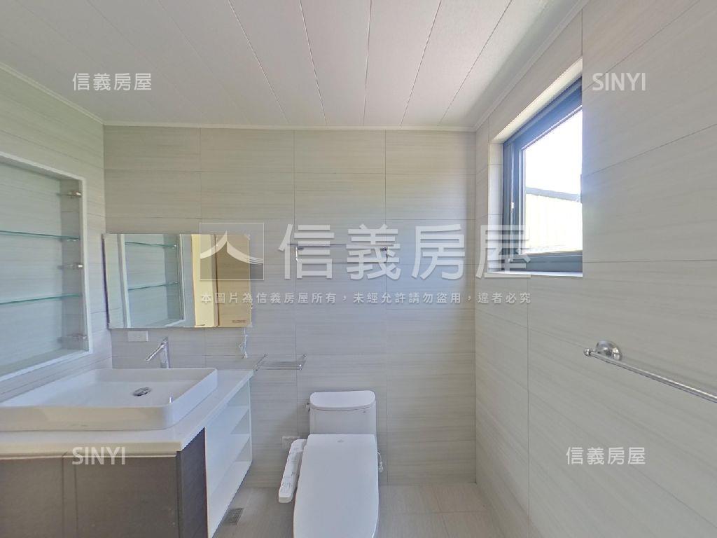 和美全新未住約七米面寬房屋室內格局與周邊環境