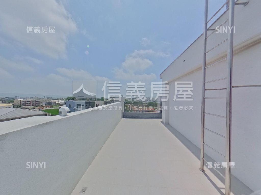 和美全新未住約七米面寬房屋室內格局與周邊環境