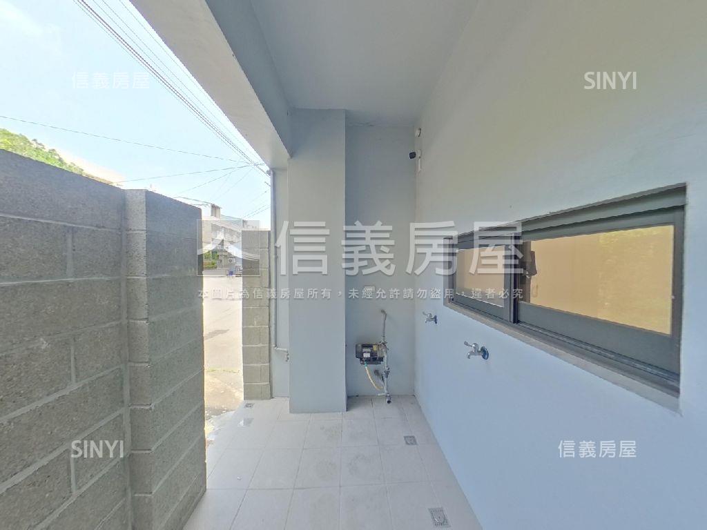 和美全新未住約七米面寬房屋室內格局與周邊環境