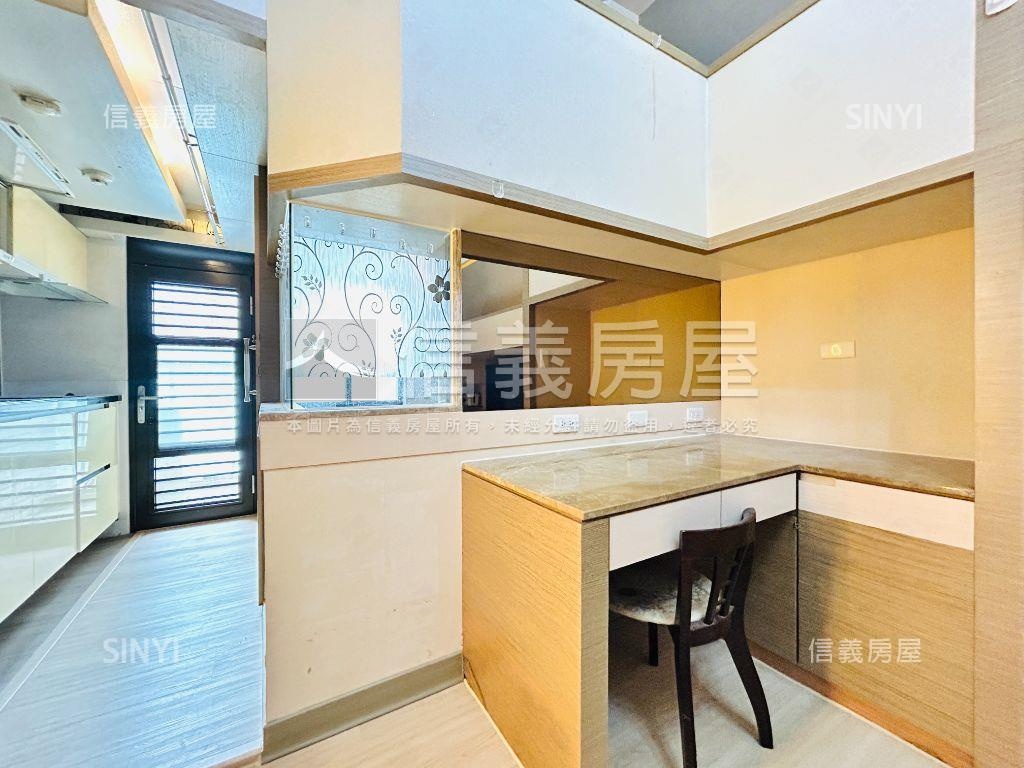 【首選】時尚之星一房車位房屋室內格局與周邊環境