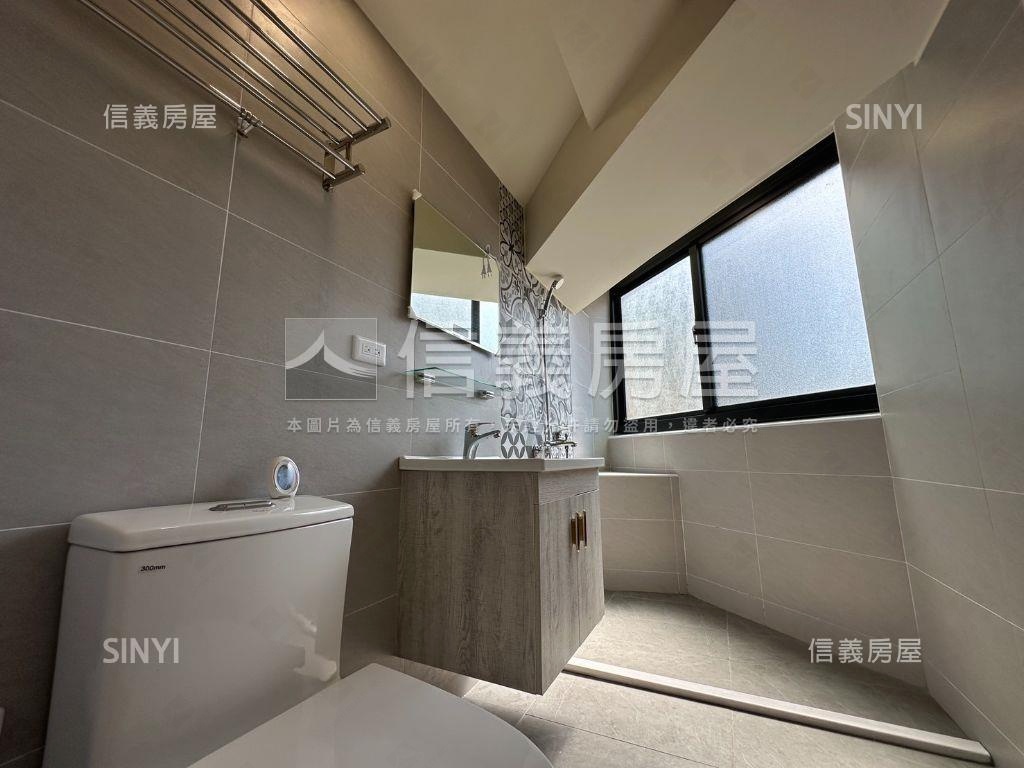 近文創園區美三房平車房屋室內格局與周邊環境