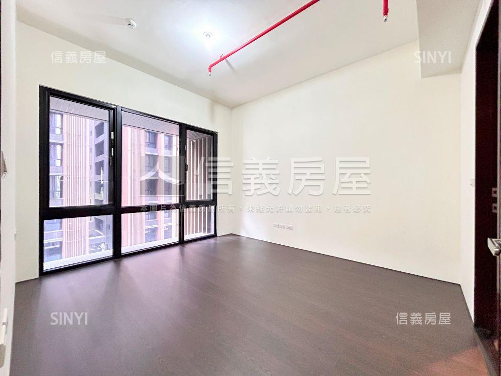 桃大極三房車位房屋室內格局與周邊環境