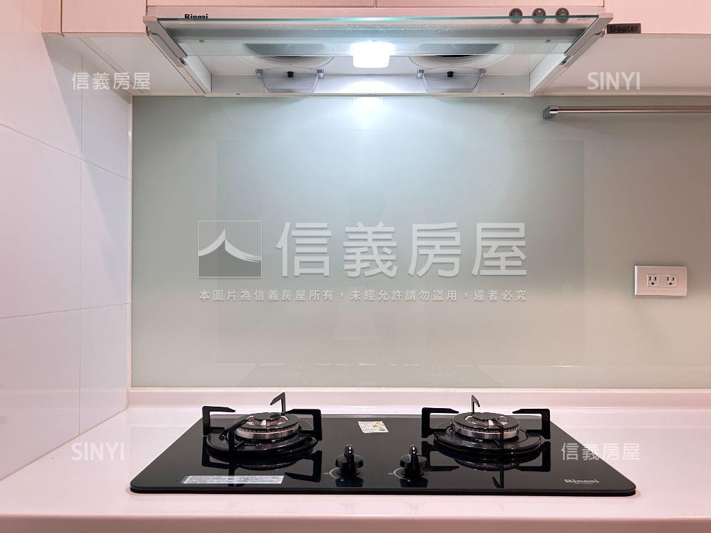 桃大極三房車位房屋室內格局與周邊環境