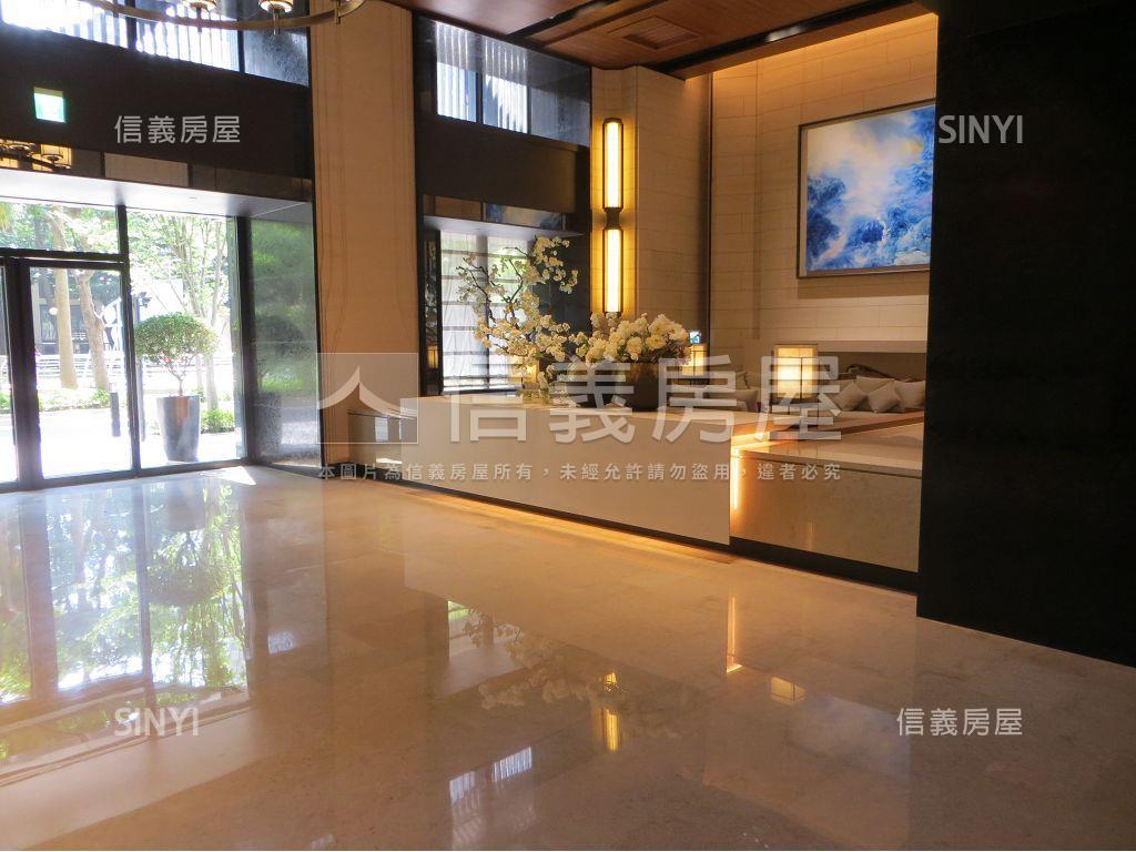 桃大極三房車位房屋室內格局與周邊環境