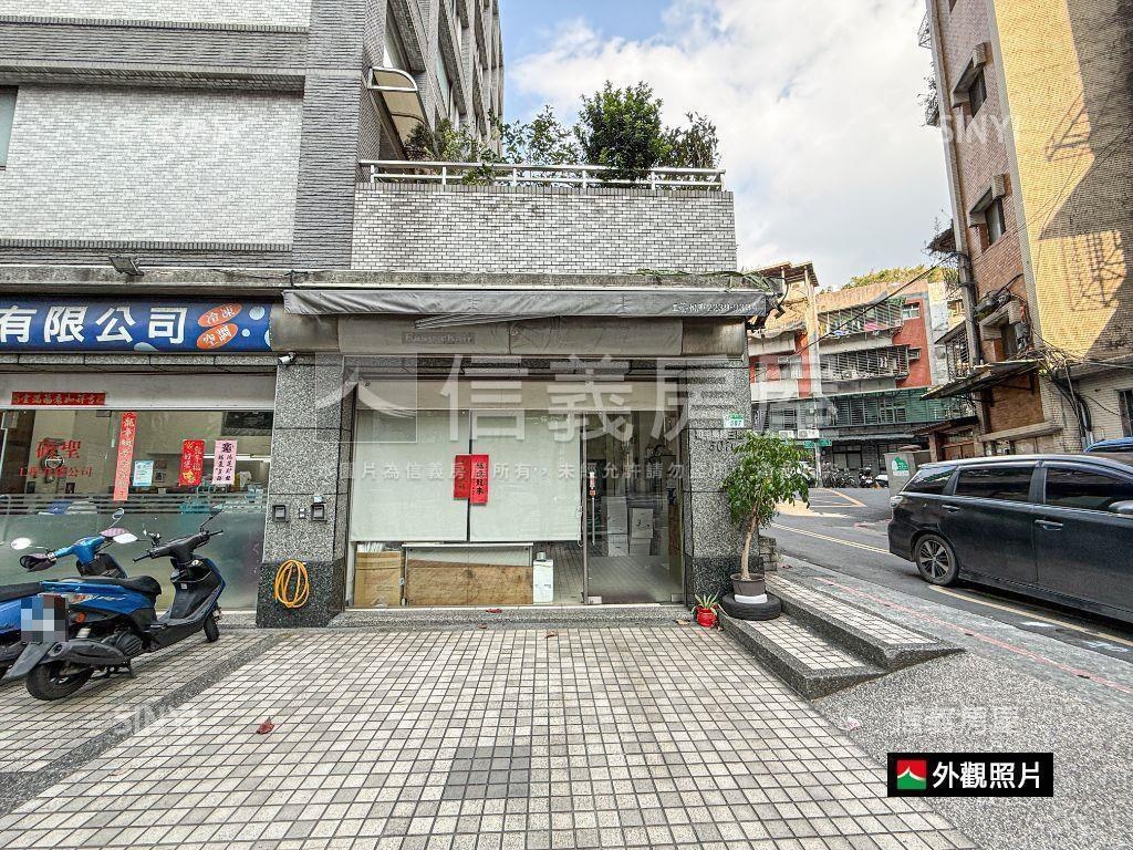 【角窗金店】正馬路近捷運房屋室內格局與周邊環境