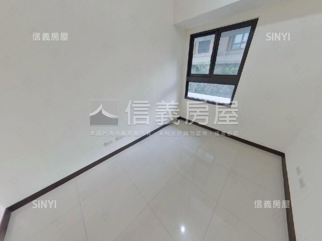 強！北區全新兩房平車露台房屋室內格局與周邊環境