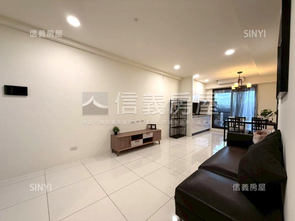 急售大兩房裝潢露臺戶房屋室內格局與周邊環境