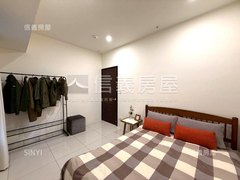 急售大兩房裝潢露臺戶房屋室內格局與周邊環境