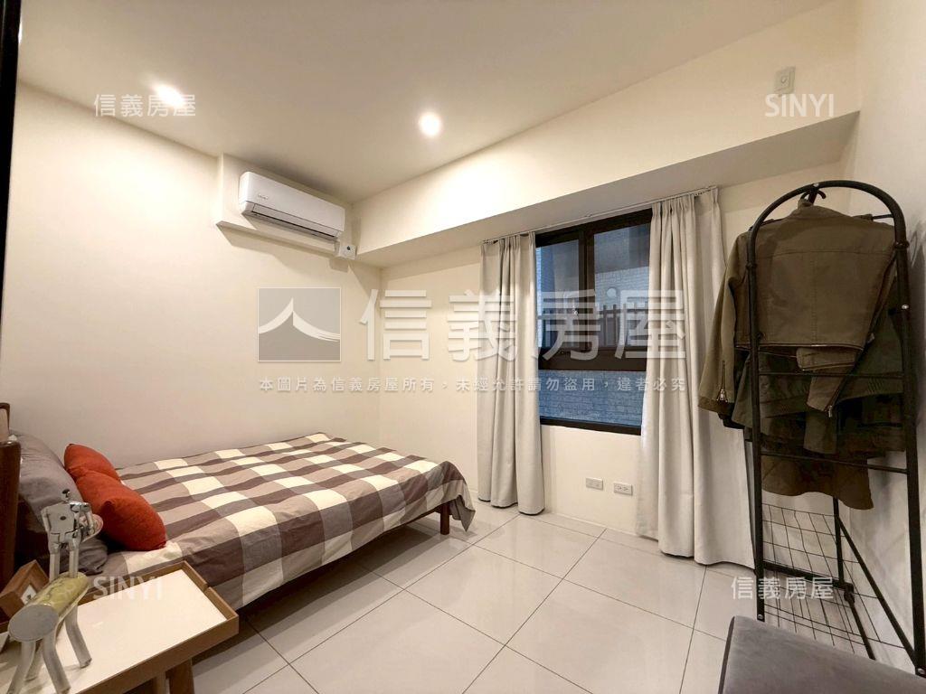 急售大兩房裝潢露臺戶房屋室內格局與周邊環境