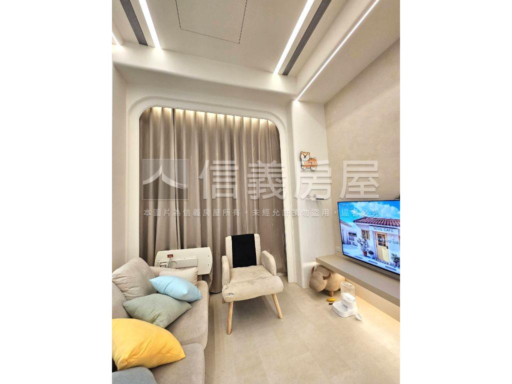 【專任】右岸三房稀有庭園房屋室內格局與周邊環境