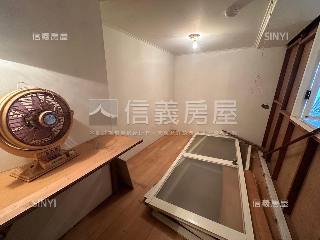 遼闊山海美景麗舍房屋室內格局與周邊環境