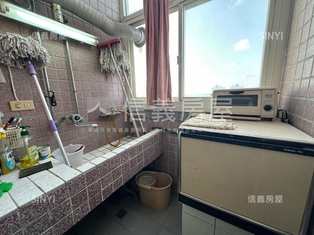 遼闊山海美景麗舍房屋室內格局與周邊環境
