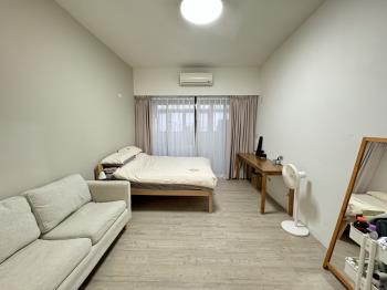 近海華高樓明亮北歐風套房